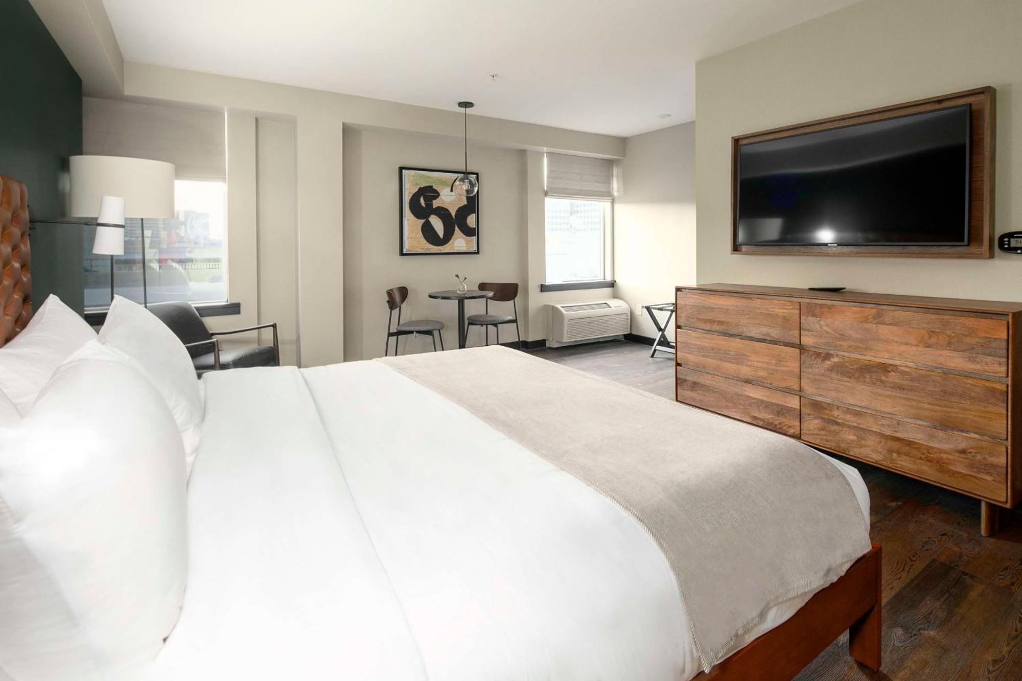 Hotel The Lloyd Stamford, Tapestry Collection By Hilton Exterior foto