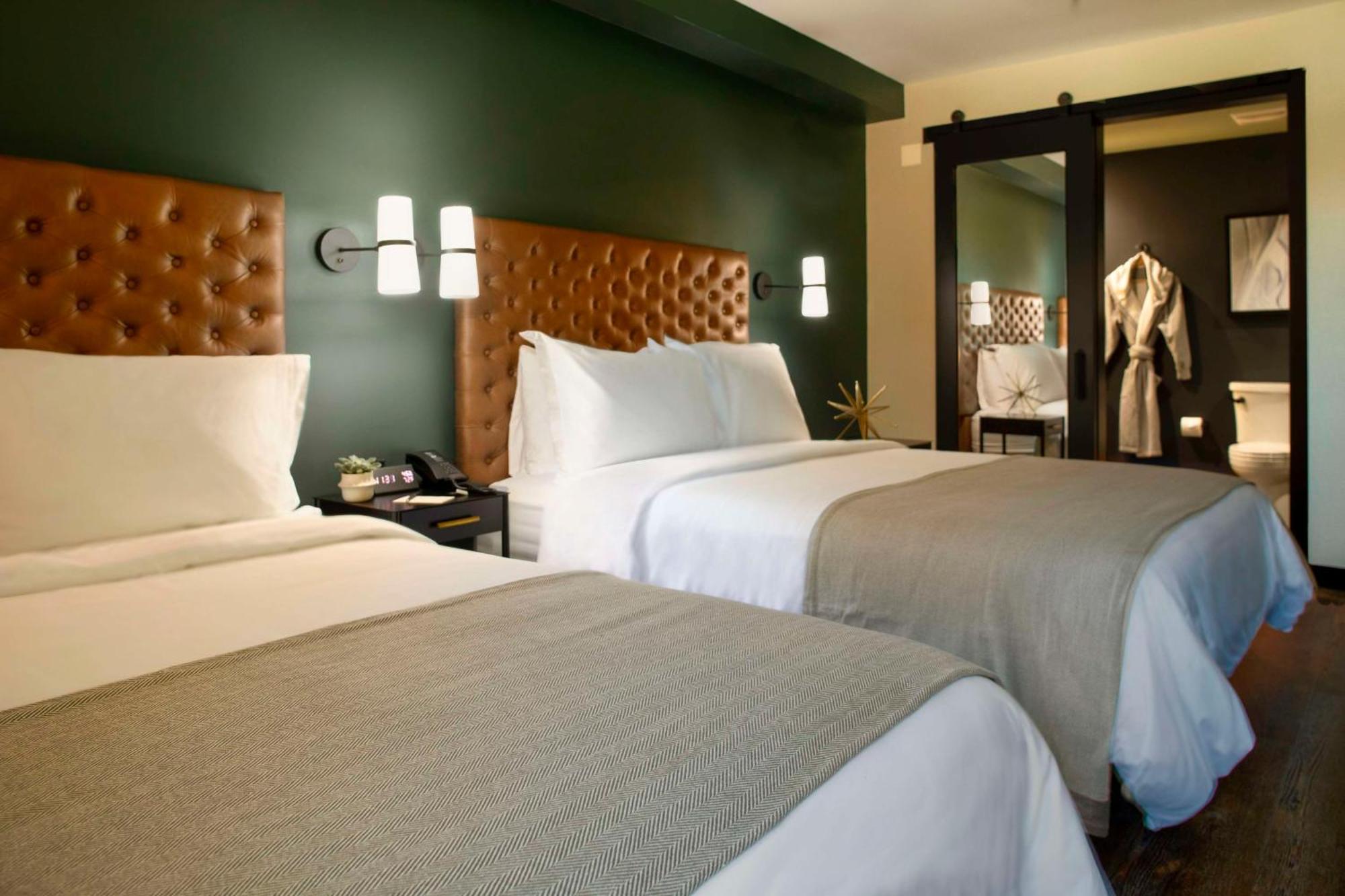 Hotel The Lloyd Stamford, Tapestry Collection By Hilton Exterior foto